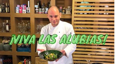 Receta Xavier Lahuerta by Xavi Lahuerta: Alubia Caldo Despensa D´Lujo con Aloe Vera, puerro, apio, Aceite de Oliva extra Virgen y espinacas baby